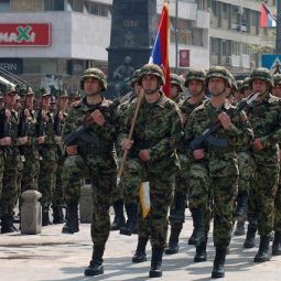 Serbie : les obsessions militaristes du gouvernement Vučić