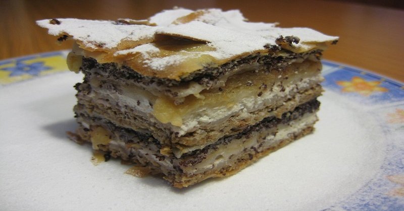 Gibanica De Prekmurje Feuillete Aux Noix Et Aux Pommes Le Courrier Des Balkans Gibanica De Prekmurje Feuillete Aux Noix Et Aux Pommes Le Courrier Des Balkans