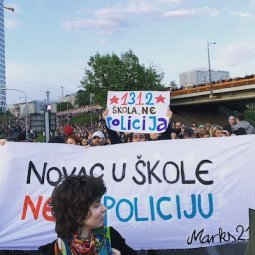Serbie : un raz-de-marée dans les rues de Belgrade contre la violence