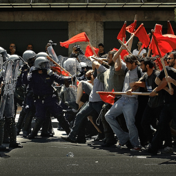 Grèce : grève générale contre la casse du droit du travail