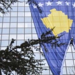Le gouvernement Hoti tombe, vers des élections anticipées au Kosovo