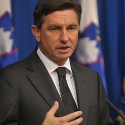 Présidentielle en Slovénie : Borut Pahor est en tête, mais n'échappera pas à un second tour