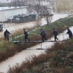 Pluies diluviennes et fonte des neiges : 700 évacués en Albanie
