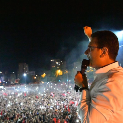 Turquie : triomphe sans appel pour l'opposition à Istanbul