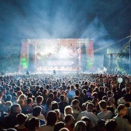 Serbie : quand les festivals contestataires deviennent des marques commerciales