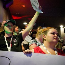 Europride en Serbie : la communauté LGBTQI+ fait bloc avant la marche de samedi