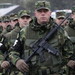 Kosovo : Hashim Thaçi fait marche arrière sur son projet d'armée 