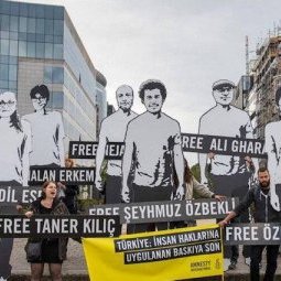 Procès politique en Turquie : quatre défenseurs des droits condamnés 