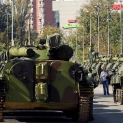 Poutine à Belgrade : « le plus grand défilé militaire depuis 30 ans »