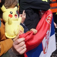 Route du Benelux : la diaspora serbe pédale pour mobiliser l'Europe