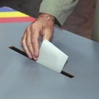 Référendum en Roumanie : un proche du Premier ministre inculpé pour fraude électorale