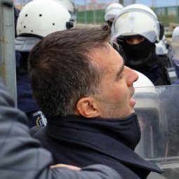 Manifester, est-ce devenu un crime en Serbie ?