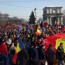 Moldavie : grande manifestation à Chișinău pour la « réunification » avec la Roumanie