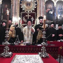 Orthodoxie : la crise entre Constantinople et Moscou inquiète les Églises des Balkans