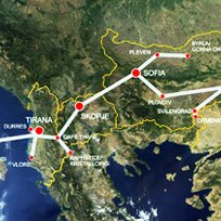 Albanie : le Corridor 8 finira-t-il dans le fossé ?