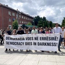Médias au Kosovo : le gouvernement Kurti en guerre contre TV Klan
