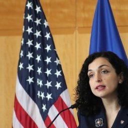 Kosovo : la présidente Vjosa Osmani dissout le Parlement après l'échec de l'élection présidentielle