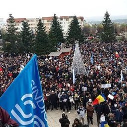 Roumanie : les manifestations continuent contre la « révolution fiscale »