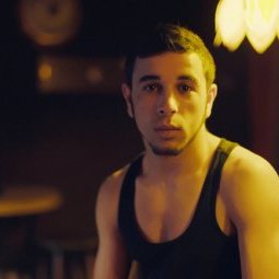 Cinéma : Blue boy, ces jeunes Roumains qui vendent leurs services sexuels à Berlin