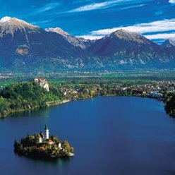 Slovénie : l'État et l'Église se disputent l'île de Bled
