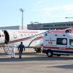 Covid-19 en Albanie : le juteux business des vols médicalisés vers la Turquie