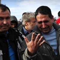 Grèce : les garde-côtes ont-ils provoqué le naufrage du bateau de réfugiés syriens en Mer Égée ?