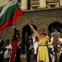 Bulgarie : un mois de face-à-face entre le pouvoir et la rue