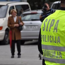 Bosnie : arrestation de quatre anciens soldats accusés de crimes de guerre