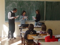 Les cours de français et les ateliers de théâtre et de danse à Stolac