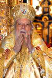 Roumanie : qui succèdera au Patriarche Teoctist à la tête de l&rsquo;Église orthodoxe ?