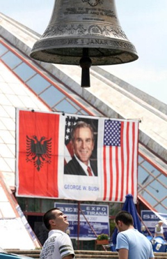 Kosovo : propositions, contre-propositions, intox et fantasme américain