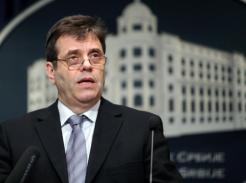 Serbie : Vojislav Koštunica démissionne, élections générales le 11 mai