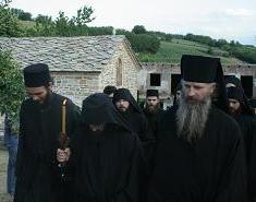 Kosovo : prières, mobilisation et divisions de l’Église orthodoxe serbe