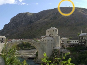 Bosnie-Herzégovine : la croix de la discorde rouvre un chapitre du siège de Sarajevo