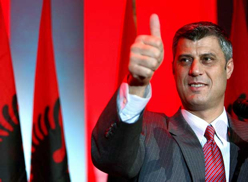 Kosovo : les critiques s&rsquo;accumulent contre le gouvernement Thaçi