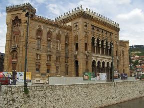 Budapest financera la reconstruction de la bibliothèque nationale de Sarajevo
