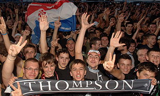 Zagreb : le concert de Thompson se transforme en parade oustachie