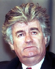Première comparution de Karadžić devant le TPI : le point sur l&rsquo;acte d&rsquo;accusation