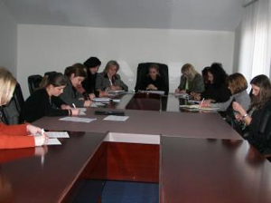 Nouveau corps diplomatique du Kosovo : on est loin de la parité !