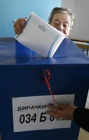 Élections locales en Bosnie : faible participation, avantage au SDA, triomphe du SNSD