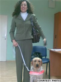Monténégro : le maire de Podgorica et les chiens guides d&rsquo;aveugles
