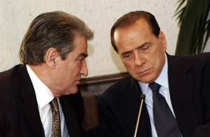 Albanie: Berisha signe avec Berlusconi deux contrats énergétiques pour 2,5 milliards d&rsquo;euros