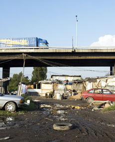 Serbie : le grand incendie du camp rrom du pont Gazela de Belgrade