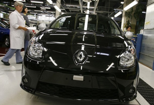 Industrie automobile en Slovénie : la production de la Clio 2 relocalisée en France