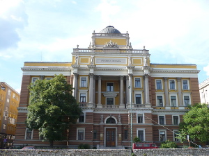 Éducation : les universités de Pristina et de Sarajevo pour une coopération « multiculturelle »
