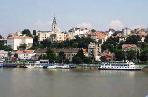 Serbie : quand le beau Danube bleu prend une teinte marron caca