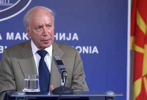 « Querelle du nom » : Matthew Nimetz fait la navette entre Skopje et Athènes