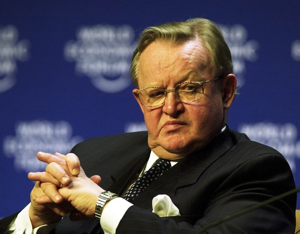 Martti Ahtisaari appelle les États « récalcitrants » à reconnaître le Kosovo