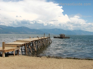 Environnement : l&rsquo;Albanie, la Grèce et la Macédoine se retrouvent au bord du lac de Prespa