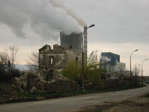 Pollution industrielle, déchets toxiques : alerte au Kosovo !